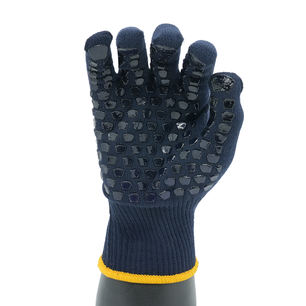 PVC  scaly dot anti-slip gloves